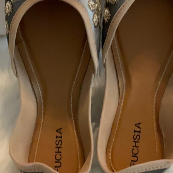 Fuchsia Gray Embroidered Women's Shoes - Picture 4 of 10